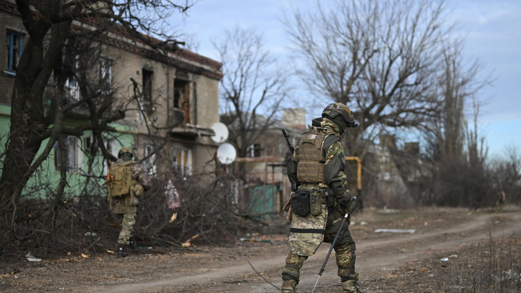 Командир «Лазаря»: ВСУ дистанционно заминировали поселок в Курской области